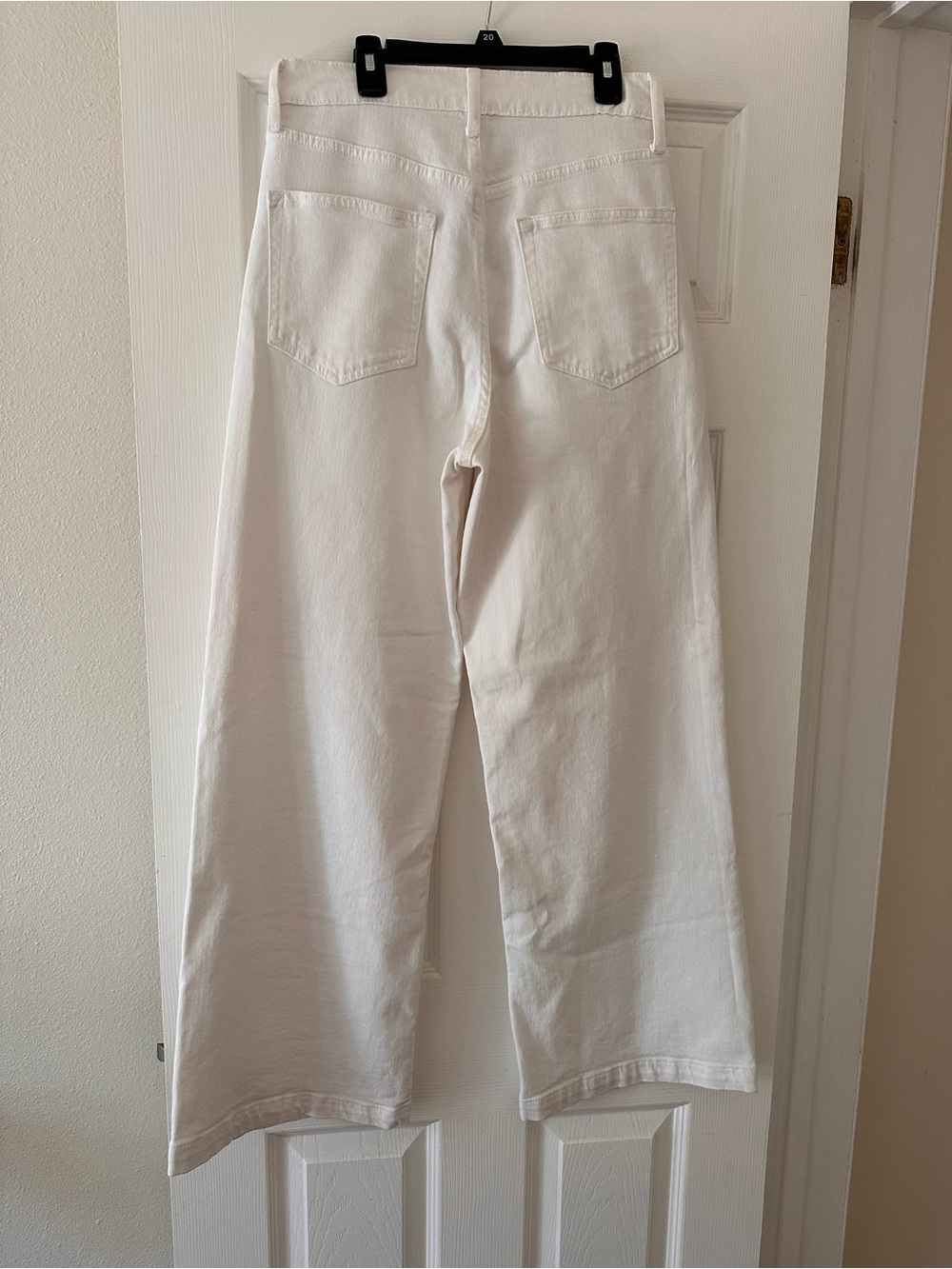 Gap Curvy High Rise Stride White Wide-Leg Ankle Jeans - Size 28 / 6 Tall - Picture 11 of 13